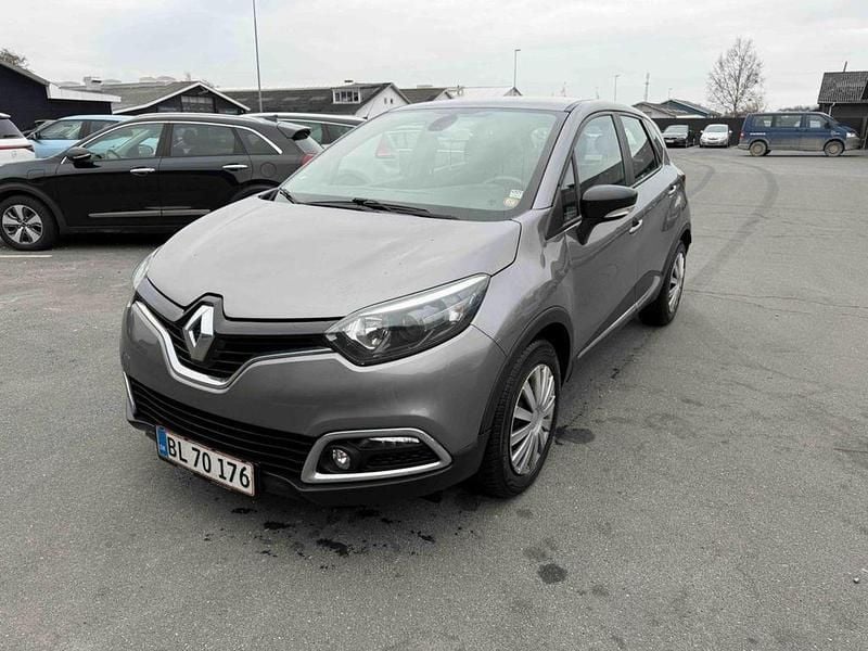 Gebraucht Renault Captur Luxe 90 PS (66 kW) 2015 Grau SUV