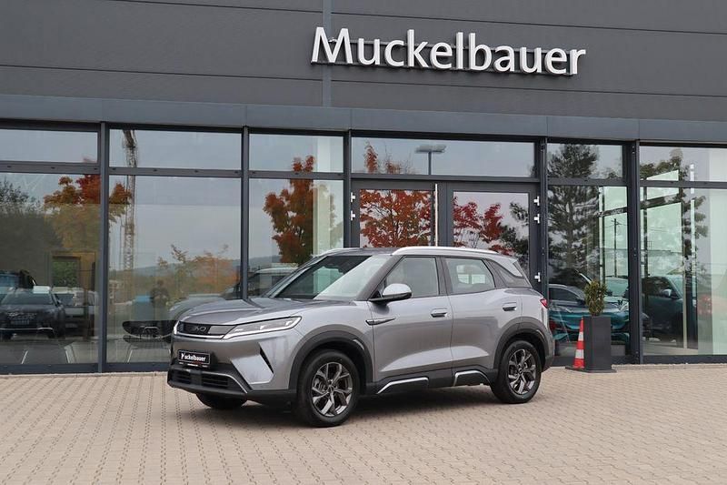 Grau Neu 2025 BYD Atto 2 Boost SUV | 27.490 € - Bild 1/4