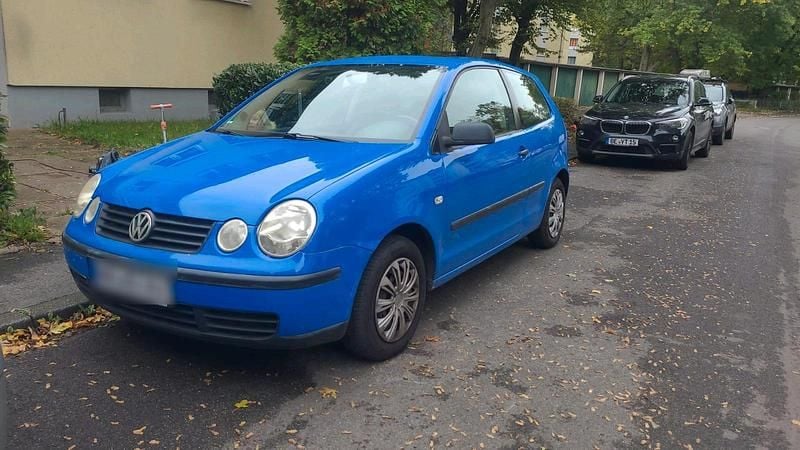Gebraucht VW Polo 54 PS (39 kW) 2002 Blau Kleinwagen