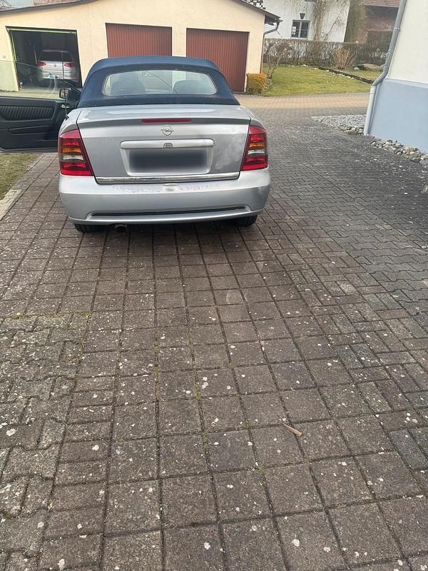 Gebraucht Opel Astra Cabriolet 125 PS (91 kW) 2002 Silber Cabrio