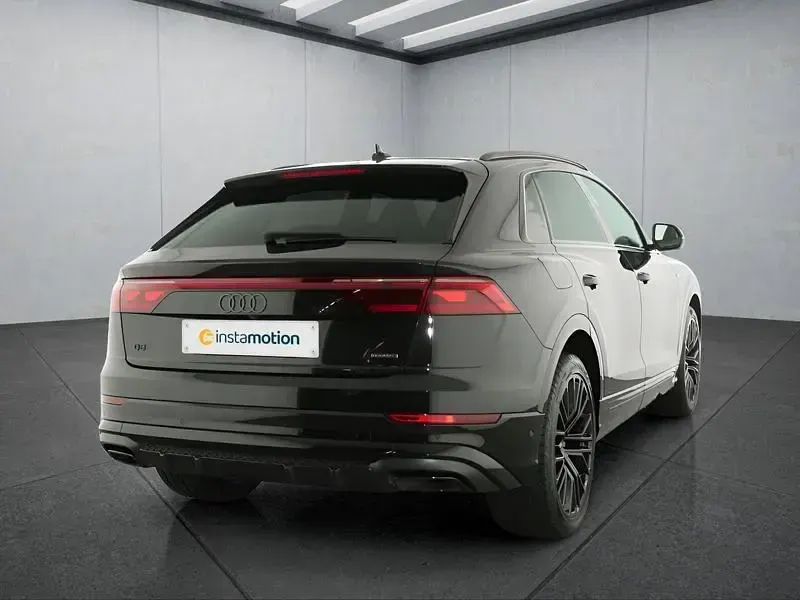 Gebraucht Audi Q8 286 PS (210 kW) 2025 Schwarz SUV