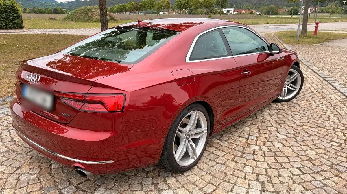 Używany Audi A5 Ambiente 252 KM (185 kW) 2017 Czerwony Coupe