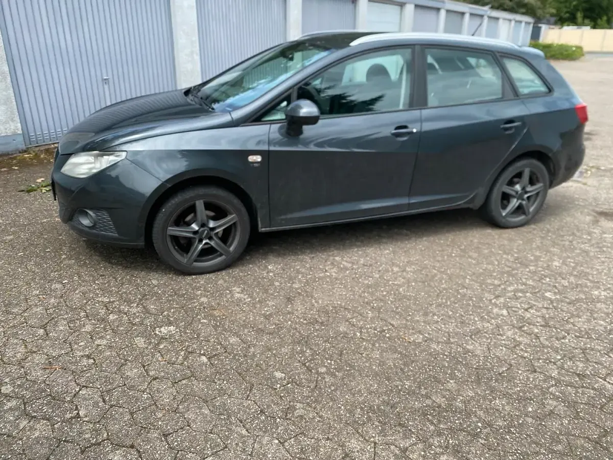 Gebraucht Seat Ibiza ST 106 PS (77 kW) 2011 Grau Kombi