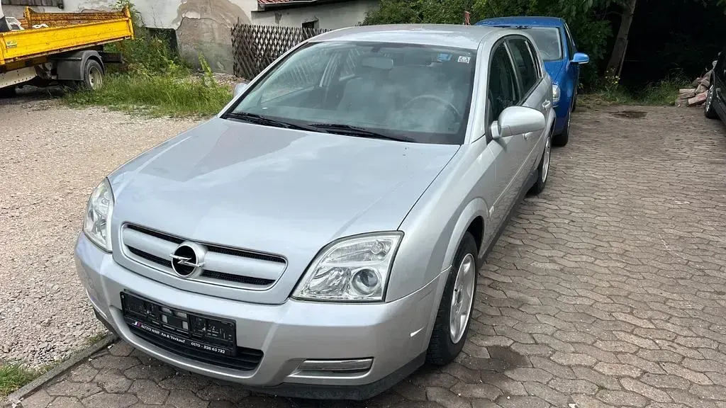 Gebraucht Opel Signum 155 PS (114 kW) 2004 Silber Kleinwagen