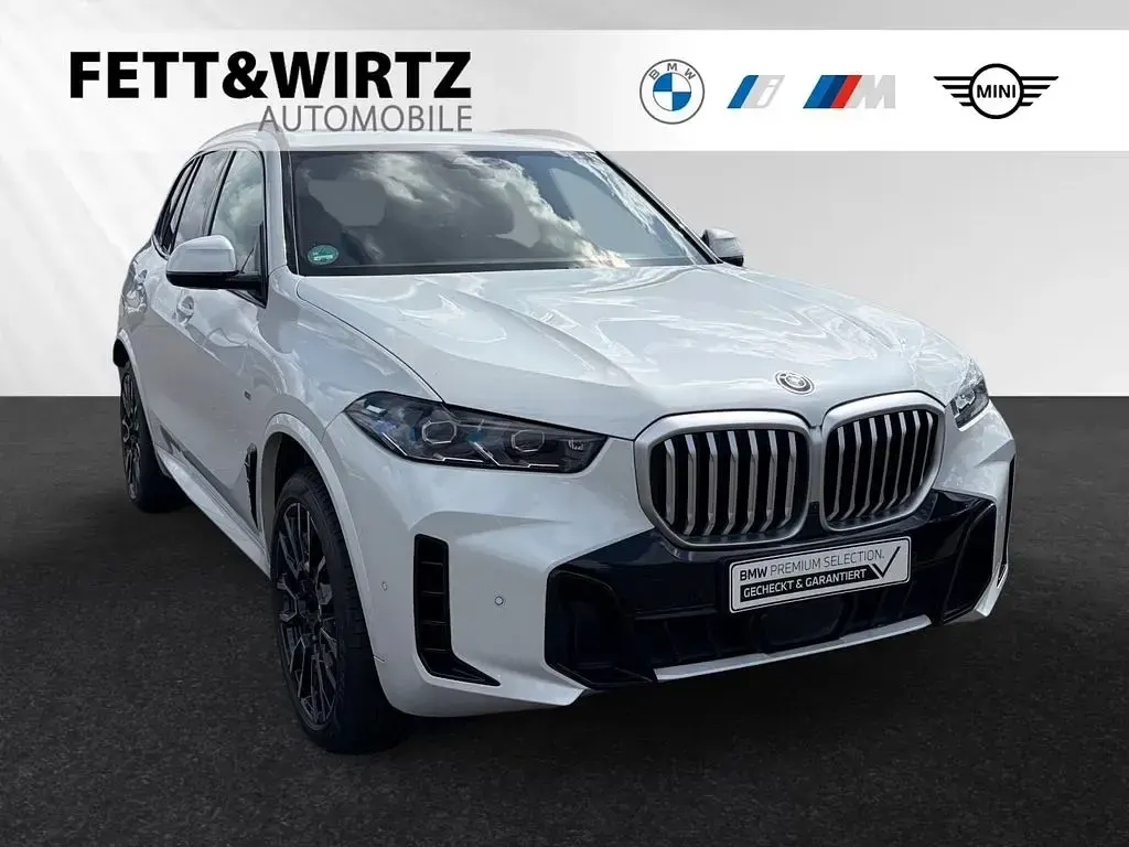 Gebraucht BMW X5 M Sport 298 PS (219 kW) 2025 SUV