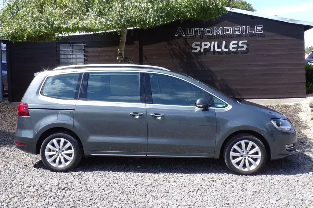 Gebraucht VW Sharan Highline 150 PS (110 kW) 2018 Grau Van / Kleinbus