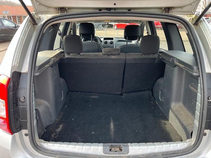 Gebraucht Dacia Duster Lauréate 109 PS (80 kW) 2015 Grau SUV