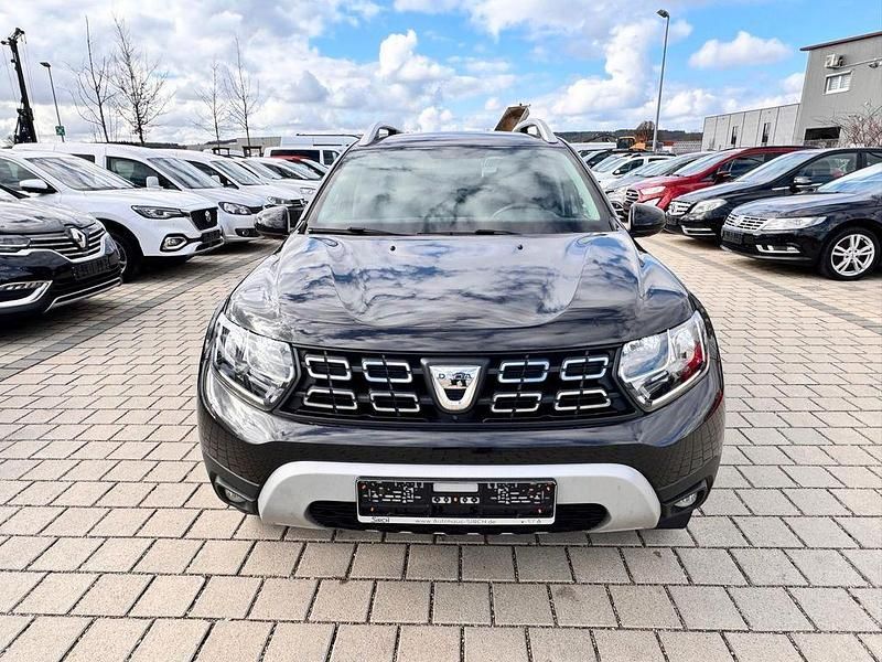Gebraucht Dacia Duster Celebration 131 PS (96 kW) 2020 Schwarz SUV