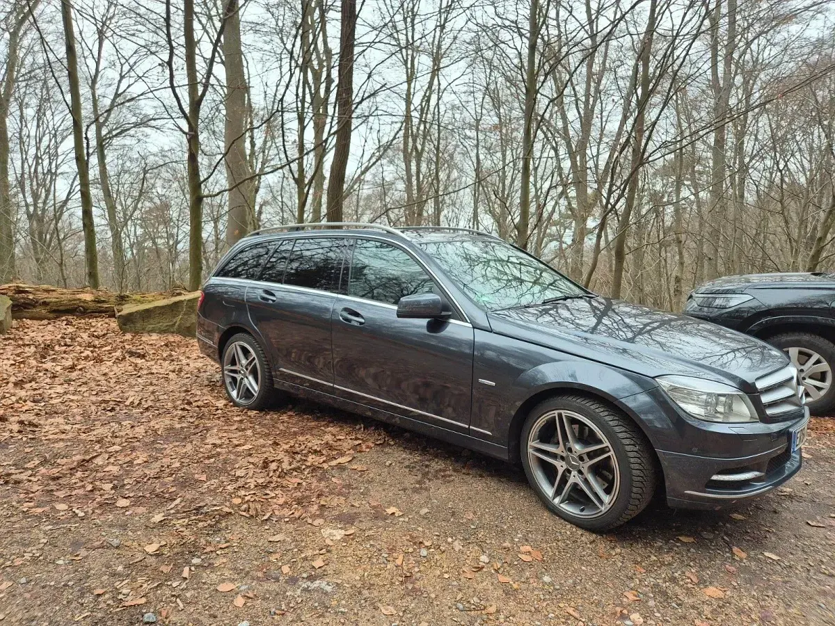 Gebraucht Mercedes C350 231 PS (169 kW) 2010 Grau Kombi