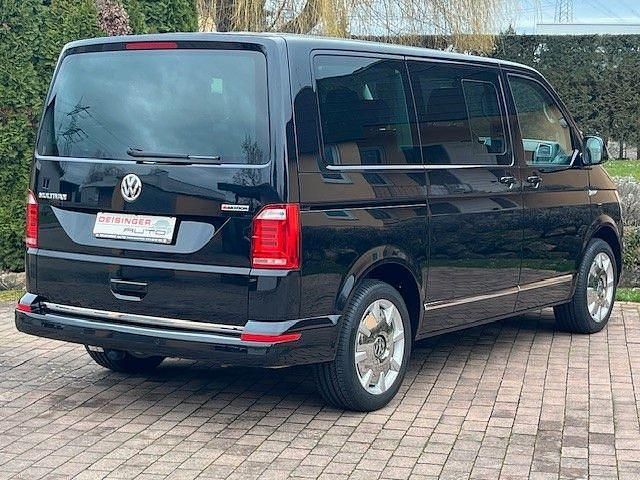 Gebraucht VW Multivan Highline 199 PS (146 kW) 2019 Deep black perleffekt Van