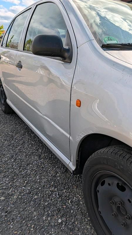 Gebraucht Skoda Fabia 54 PS (39 kW) 2003 Silber Kleinwagen