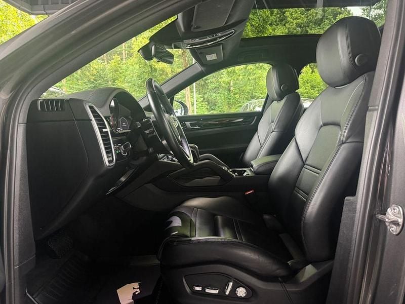 Gebraucht Porsche Cayenne 462 PS (339 kW) 2020 Grau SUV