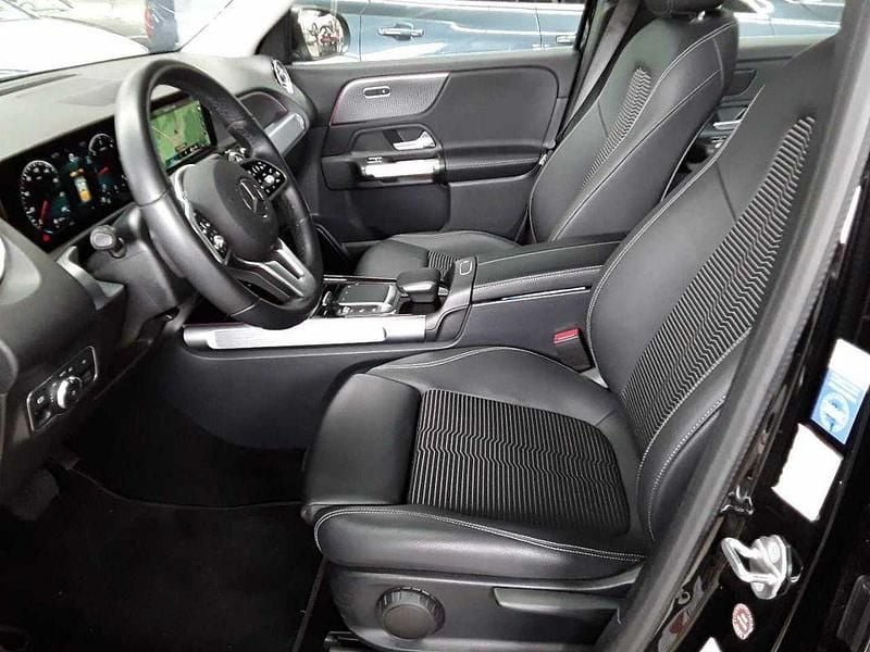 Gebraucht Mercedes GLB200 Progressive 150 PS (110 kW) 2023 Nachtschwarz SUV