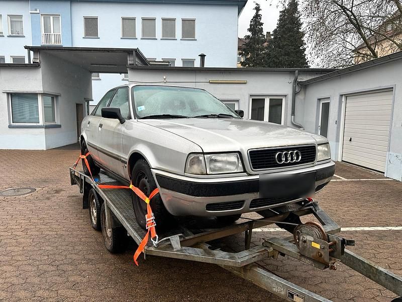 Gebraucht Audi 80 115 PS (84 kW) 1992 Silber Limousine