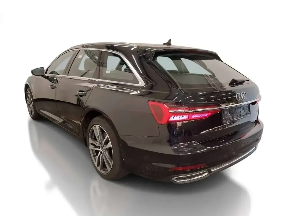 Gebraucht Audi A6 Sport 286 PS (210 kW) 2022 Mythosschwarz Kombi