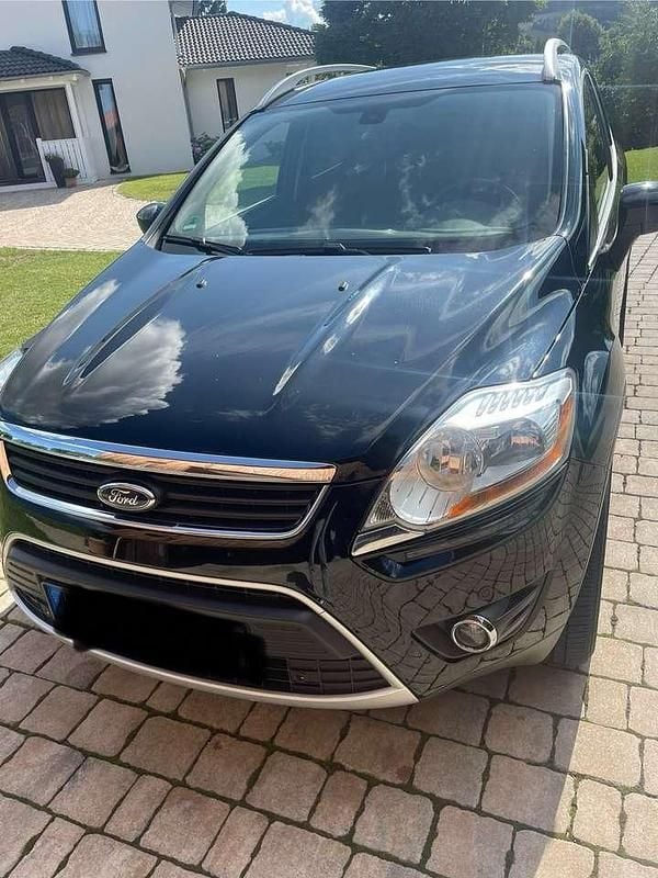 Schwarz Gebraucht 2011 Ford Kuga Titanium SUV | 5.999 € (Superpreis) - Bild 1/4