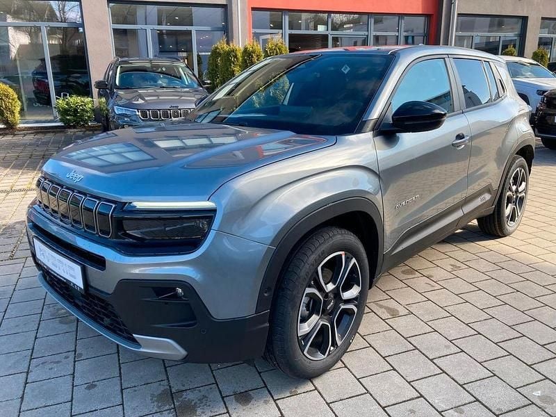 Neu Jeep Avenger Summit 110 PS (80 kW) 2026 Grau SUV
