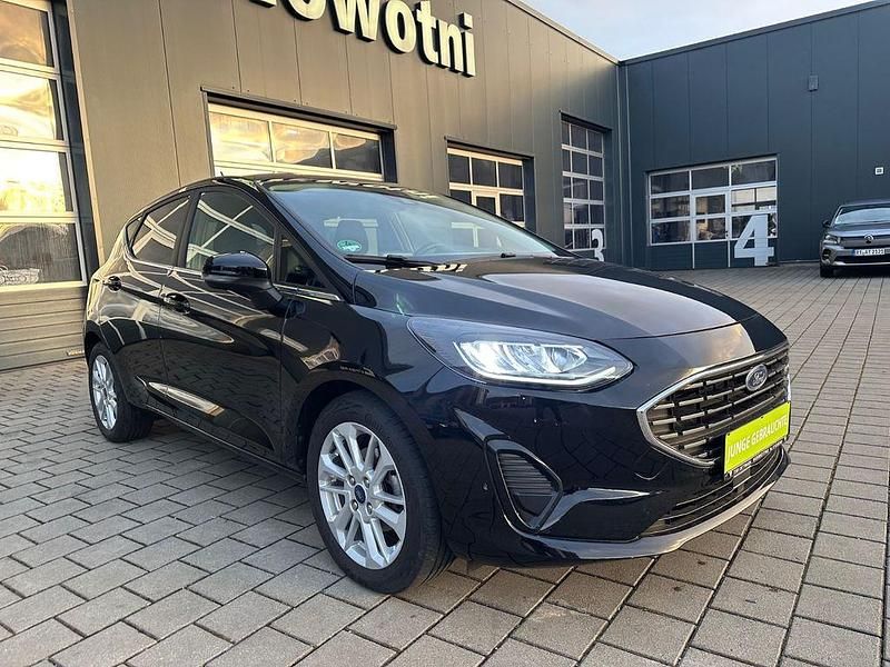 Gebraucht Ford Fiesta Titanium 125 PS (91 kW) 2023 Agate black Kleinwagen
