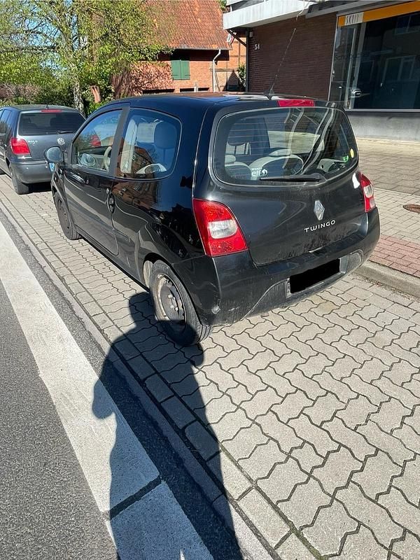 Second-hand Renault Twingo 75 CP (55 kW) 2010 Negru Hatchback