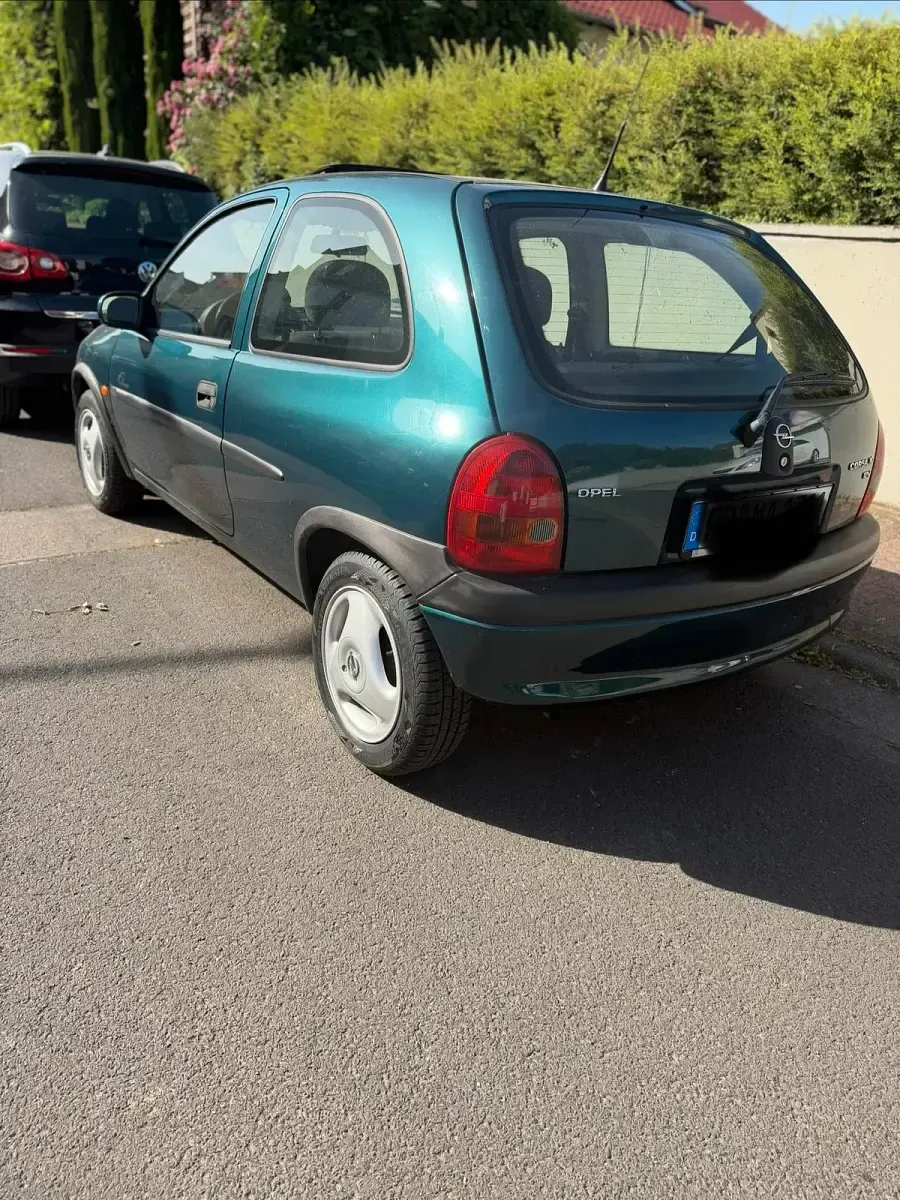 Gebraucht Opel Corsa 54 PS (39 kW) 1997 Grün Kleinwagen