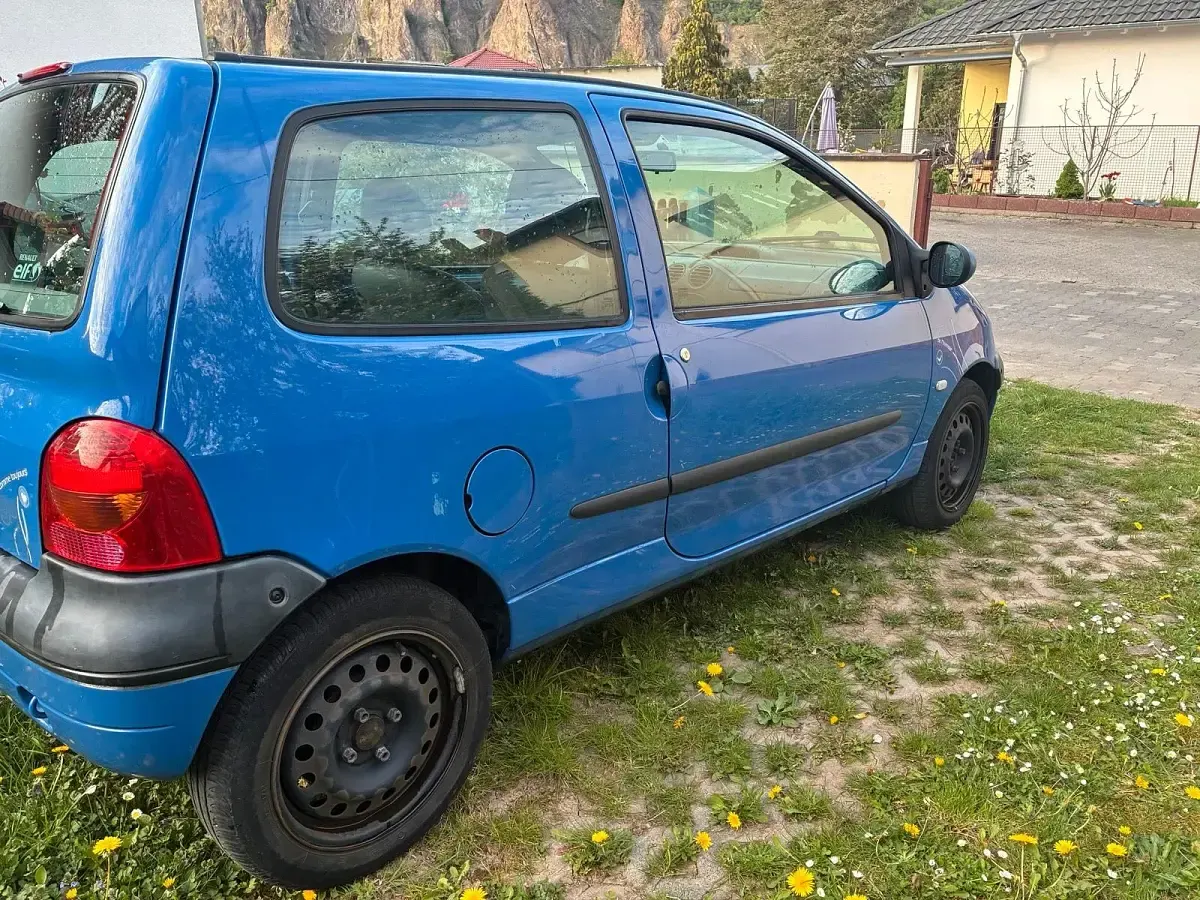Usata Renault Twingo 75 CV (55 kW) 2006 Blu Utilitaria