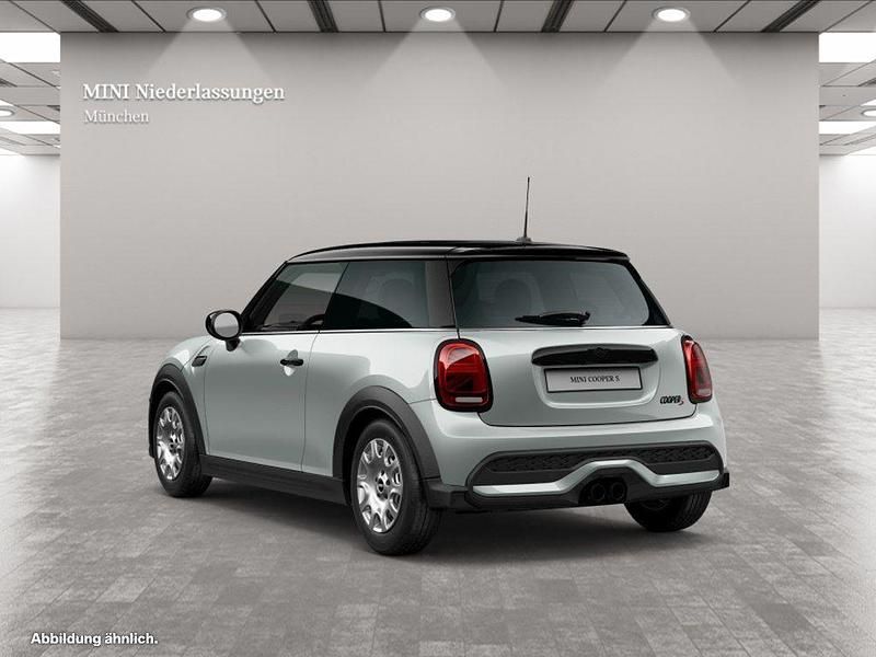 Gebraucht Mini Cooper S 178 PS (130 kW) 2022 Weiß Kleinwagen