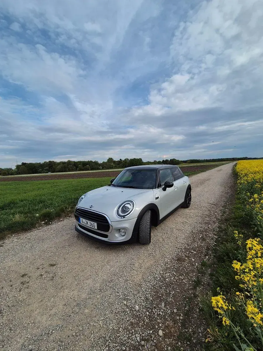 Gebraucht Mini Cooper 136 PS (100 kW) 2019 Silber Kleinwagen