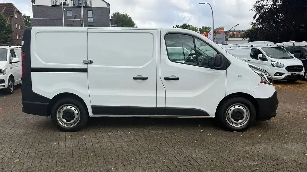 Gebraucht Renault Trafic Komfort 120 PS (88 kW) 2021 Gletscherweiss Van / Kleinbus