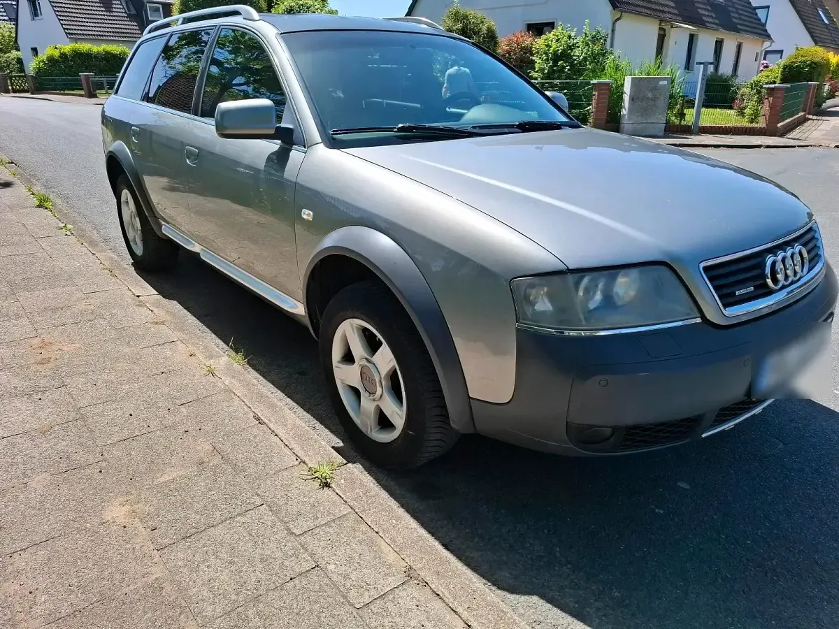 Gebraucht Audi A6 Allroad 180 PS (132 kW) 2002 Grau Kombi