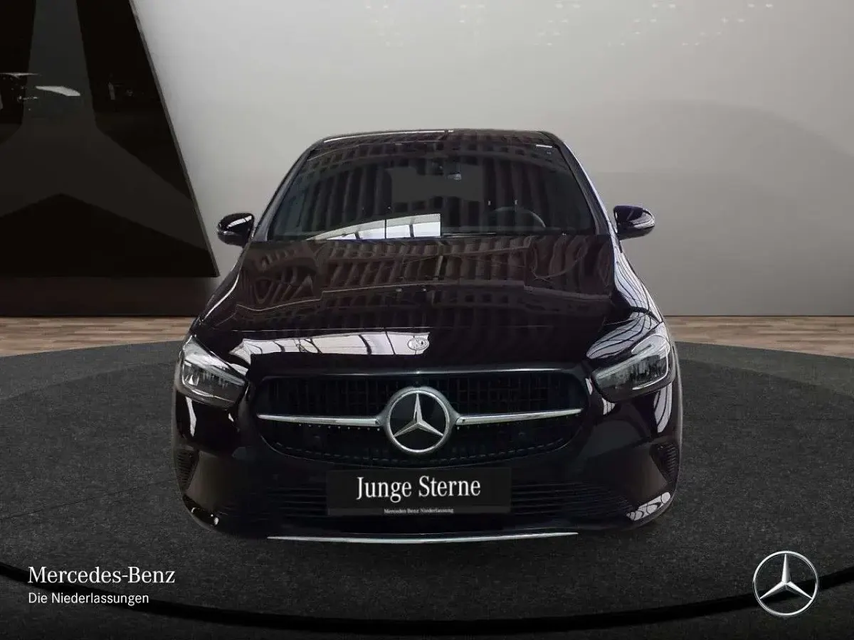 Gebraucht Mercedes B250e Progressive 163 PS (119 kW) 2025 Nachtschwarz Kleinwagen