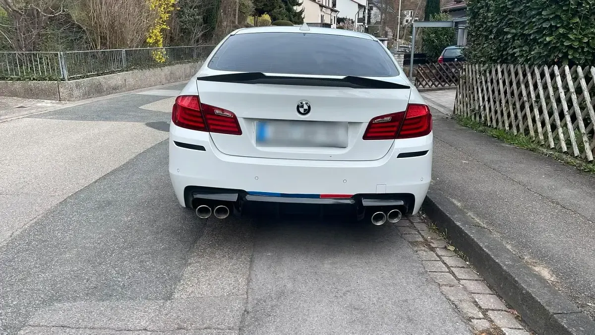 Gebraucht BMW 520 M Sport 184 PS (135 kW) 2013 Weiß Limousine