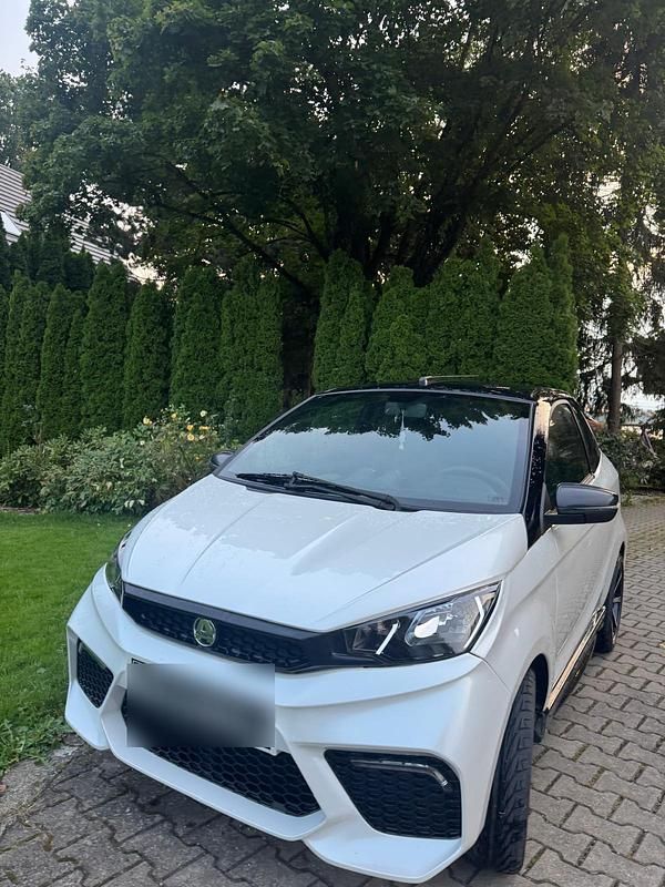 Weiß Gebraucht 2023 Aixam Coupe GTI Coupé | 16.500 € (Etwas zu teuer) - Bild 1/4