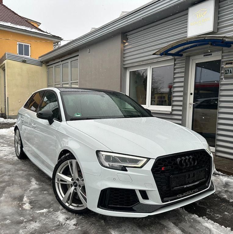 Weiß Gebraucht 2019 Audi RS3 Sport Limousine | 36.990 € (Superpreis) - Bild 1/4