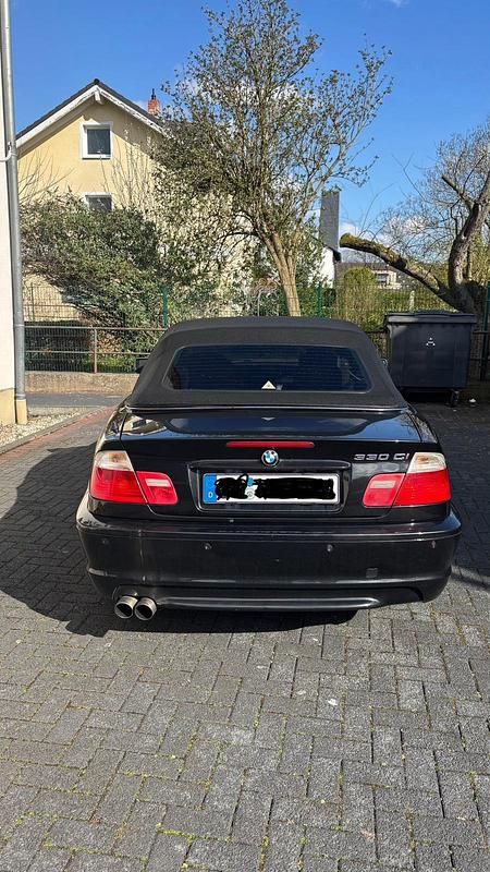 Gebraucht BMW 330 Sport Line 231 PS (169 kW) 2002 Schwarz Cabrio