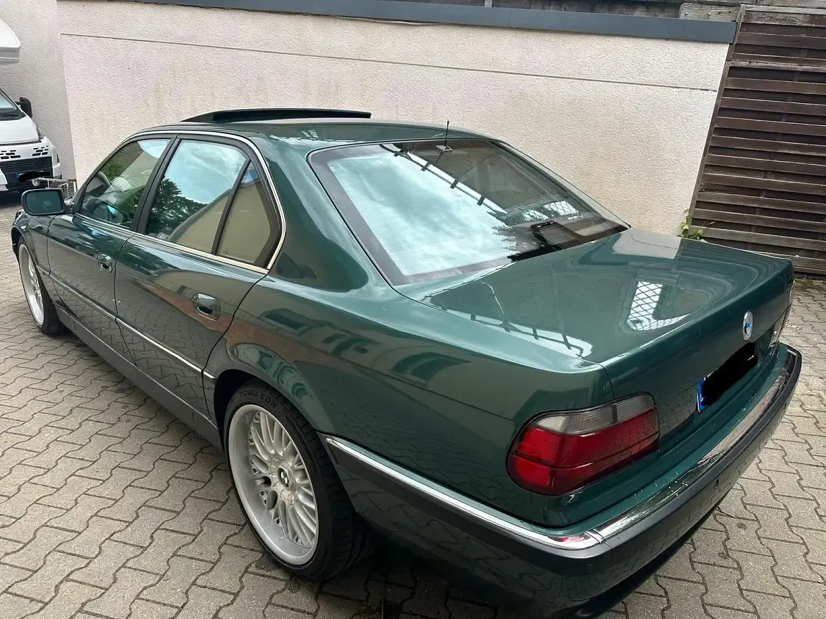 Gebraucht BMW 740 286 PS (210 kW) 1997 Grün Limousine