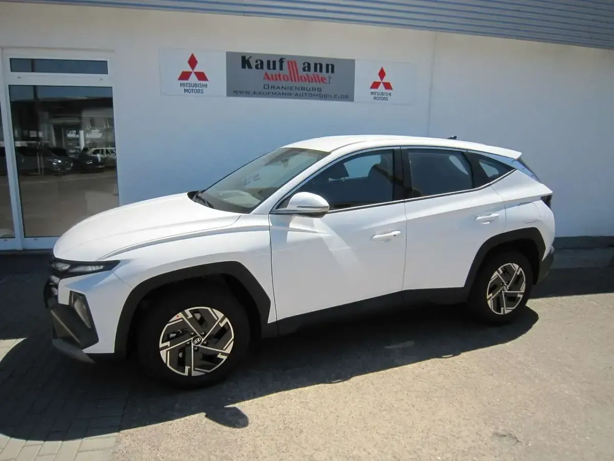 Neu Hyundai Tucson Select 150 PS (110 kW) 2026 Serenity white SUV