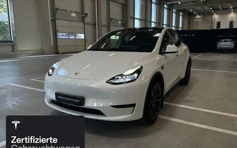 Gebraucht Tesla Model Y RWD 188 kW (256 PS) 2024 Weiß SUV