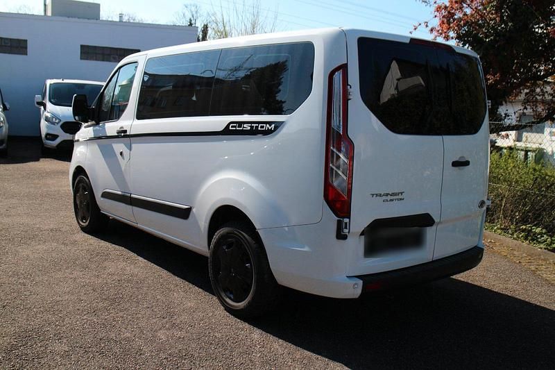 Usata Ford Transit Custom 107 CV (78 kW) 2020 Bianco Monovolume
