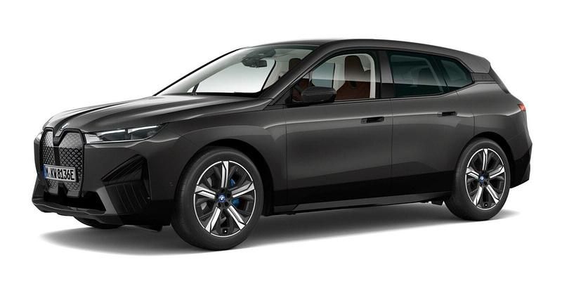 Grau Gebraucht 2025 BMW iX SUV | 70.680 € (Guter Preis) - Bild 1/4