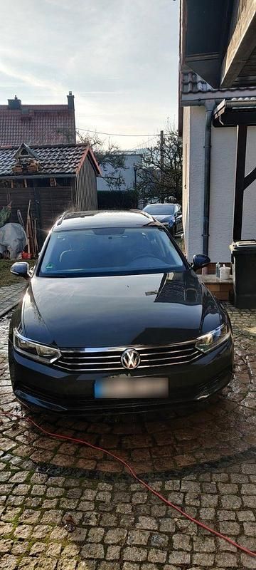 Gebraucht VW Passat Trendline 125 PS (91 kW) 2018 Grau Kombi