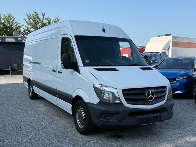 Arktikweiss Gebraucht 2015 Mercedes Sprinter Van | 11.999 € (Guter Preis) - Bild 1/4