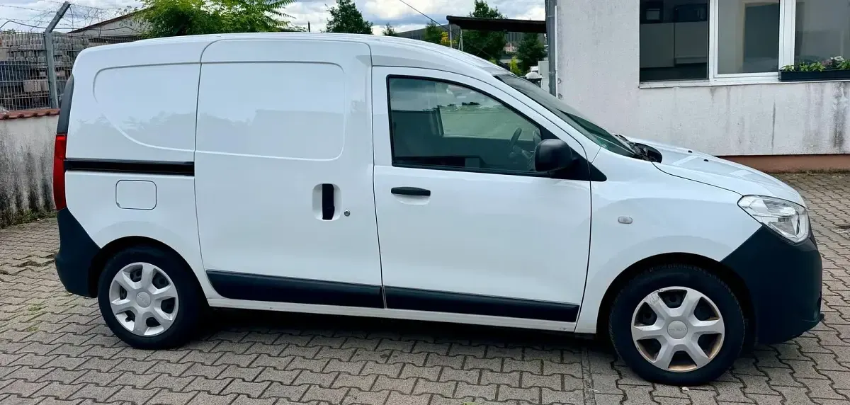 Gebraucht Dacia Dokker 75 PS (55 kW) 2020 Weiß Van / Kleinbus