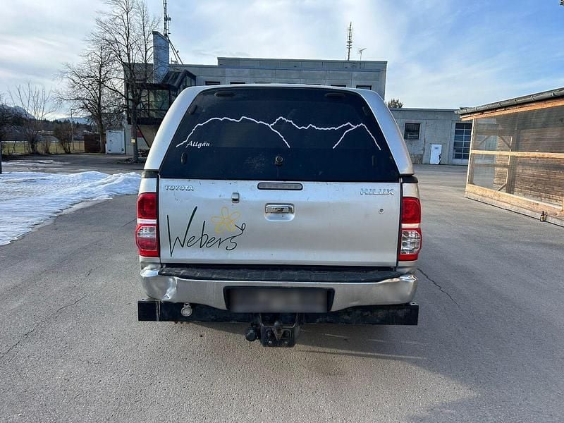 Gebraucht Toyota HiLux 171 PS (125 kW) 2015 Grau Pickup