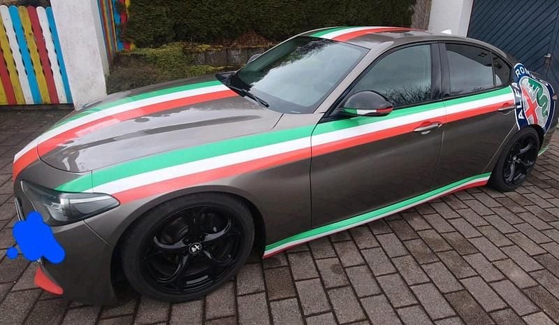 Gebraucht Alfa Romeo Giulia Super 180 PS (132 kW) 2017 Grau Limousine
