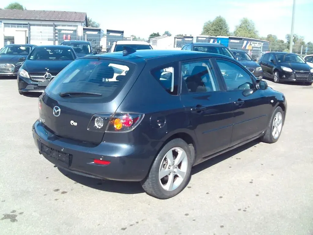 Gebraucht Mazda 3 Active 105 PS (77 kW) 2005 Grau Limousine