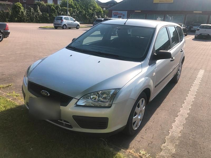 Gebraucht Ford Focus 109 PS (80 kW) 2006 Silber Kombi