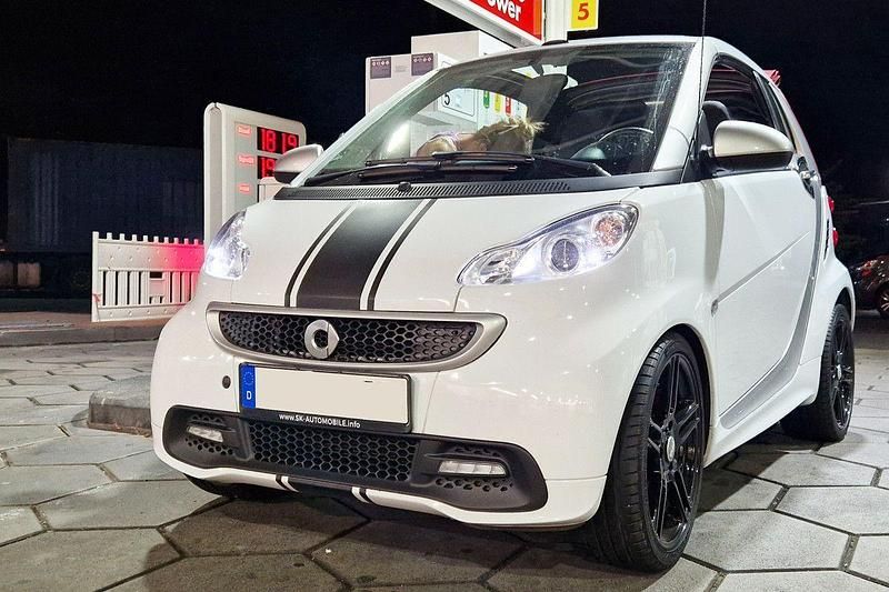 Weiß Gebraucht 2014 Smart ForTwo Coupé Cabrio | 6.900 € (Fairer Preis) - Bild 1/4