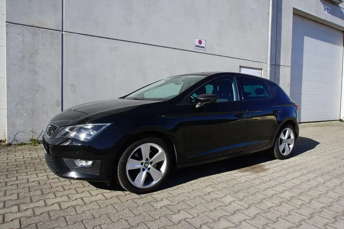 Gebraucht Seat Leon FR 184 PS (135 kW) 2015 Schwarz Limousine