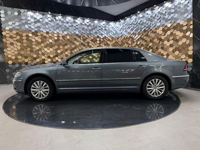 Gebraucht VW Phaeton 245 PS (180 kW) 2015 Berylliumgrau Limousine