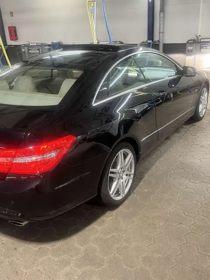 Gebraucht Mercedes E350 Elegance 231 PS (169 kW) 2009 Coupé
